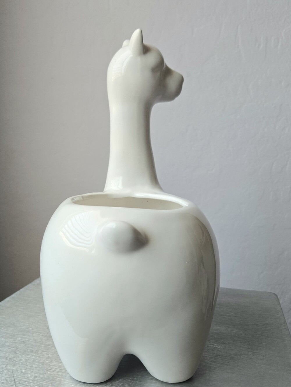 Urban Outfitters Apropos Ceramic Llama Alpaca Planter Plant Holder - Picture 5 of 11